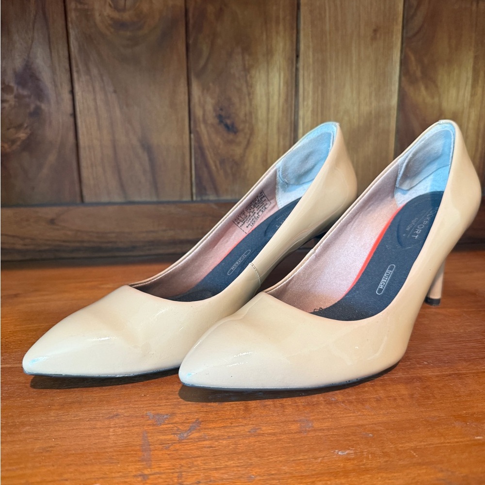Rockport Classic Beige Heels